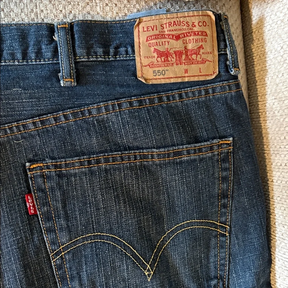 Levi's Dark Blue Relaxed Fit Jeans - Picture 5 of 5